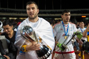 Photo during the celebration after the match Pumas UNAM vs Tigres UANL, corresponding to second leg match of the Great Final of Apertura 2015 League BBVA Bancomer MX at Olympic Universitary Stadium. Foto durante la celebracion despues del partido Pumas UNAM vs Tigres UANL, correspondiente al partido de vuelta de la Gran Final del Torneo Apertura 2015 de la Liga BBVA Bancomer MX en el Estadio Olimpico Universitario, en la foto:  Andre-Pierre Gignac Jugadores de Tigres levantan el trofeo de campeon  13/12/2015/MEXSPORT/Jorge Martinez.