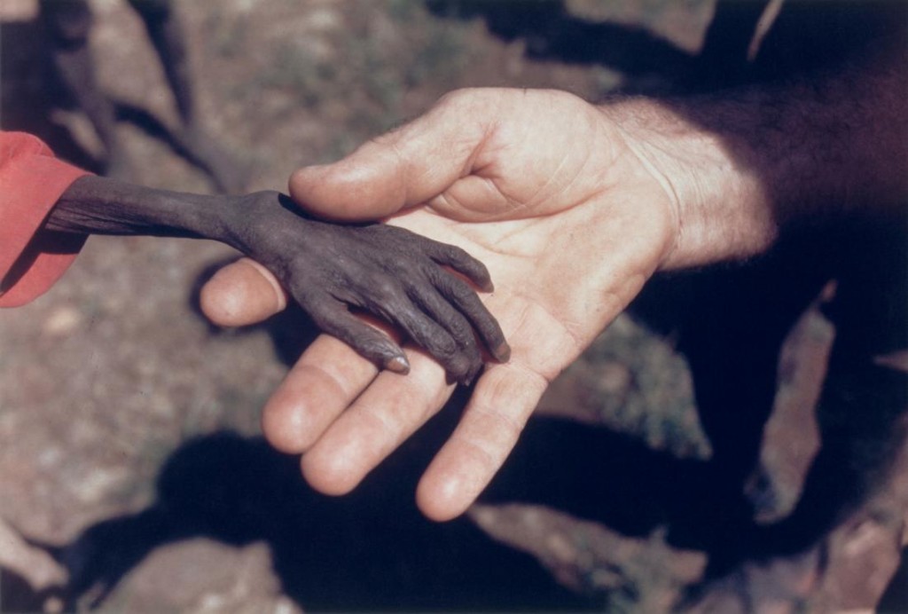 1981: En Uganda se registra una de las peores hambrunas en la historia de África. Foto: Mike Wells. 