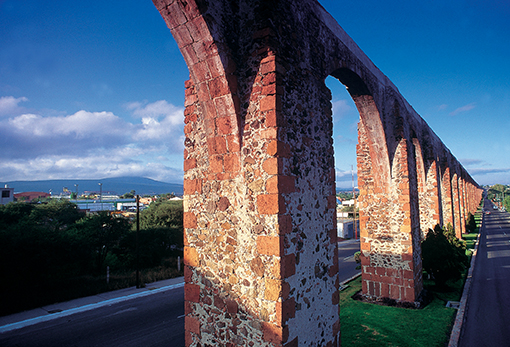 El Acueducto es uno de los monumentos históricos más emblemáticos de la ciudad / Foto: Archivo