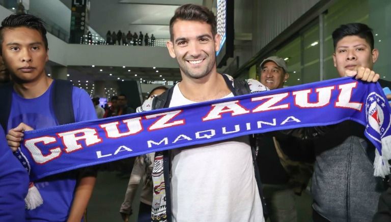  Cauteruccio llega a Cruz Azul a ganar el título