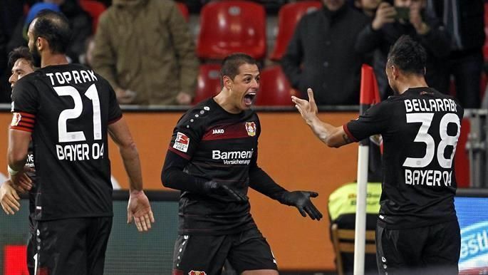  Chicharito vuelve a gritar gol en juego oficial