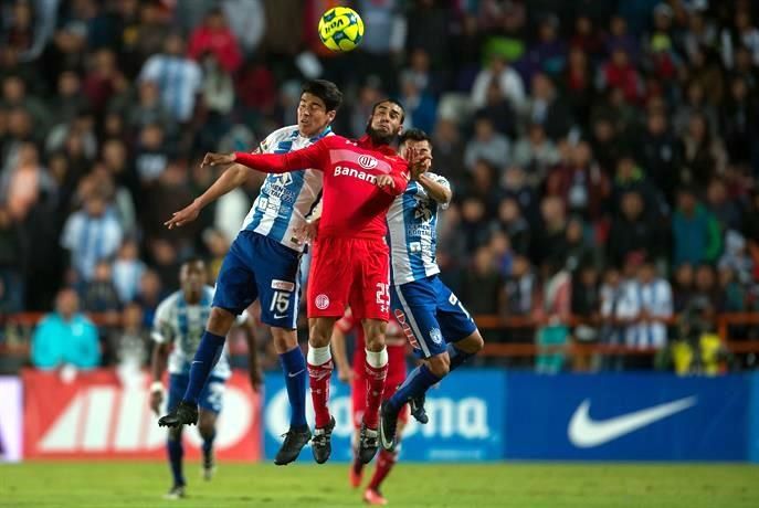  Pachuca y Toluca igualan en la cima