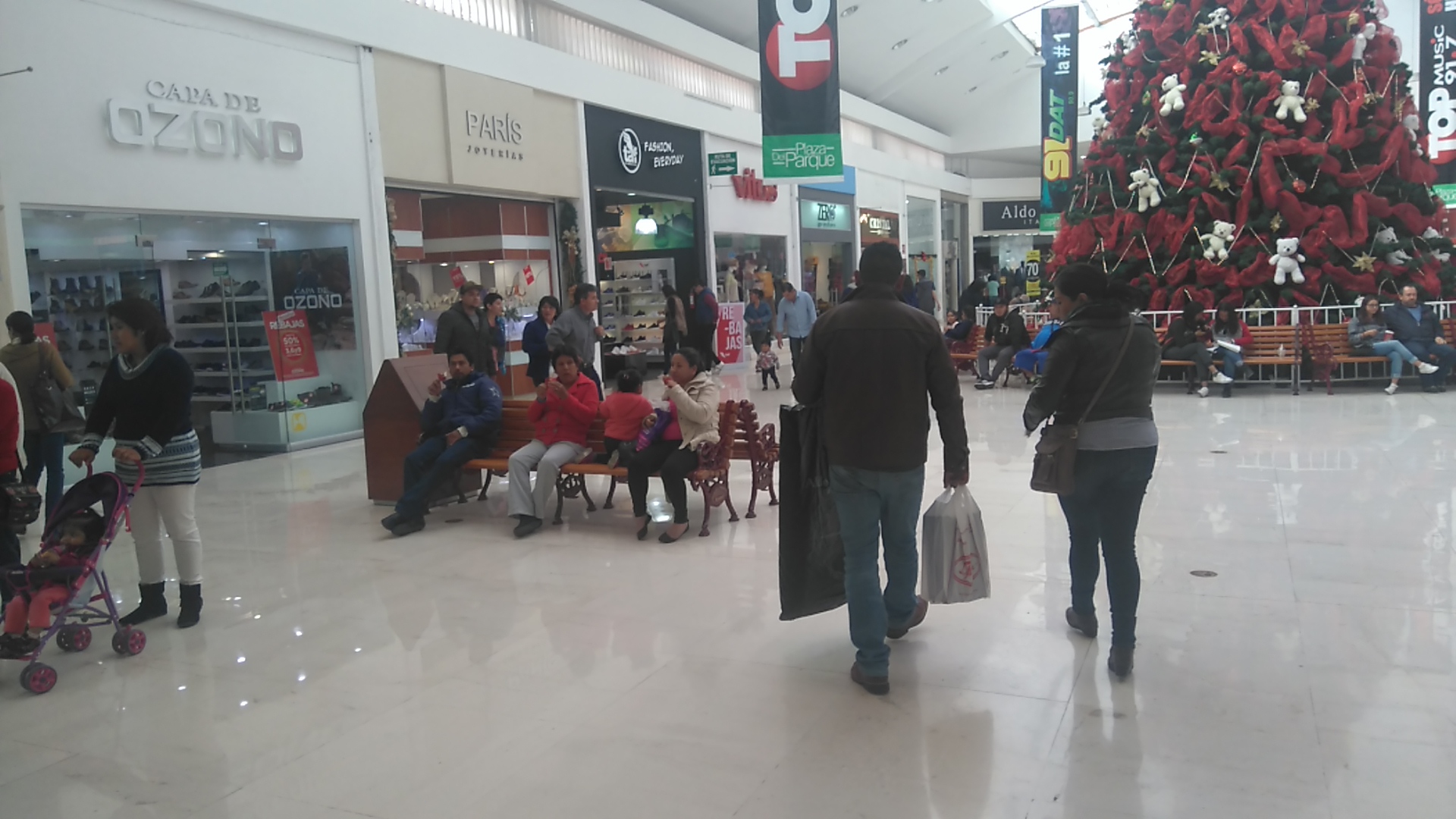  Tras psicosis de la semana pasada, los centros comerciales volvieron a la normalidad