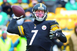 Pittsburgh Steelers quarterback Ben Roethlisberger (7) throws a pass during the first half of an AFC wild-card NFL football game against the Miami Dolphins in Pittsburgh, Sunday, Jan. 8, 2017. (AP Photo/Fred Vuich)