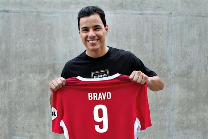  Omar Bravo jugará con el Phoenix Rising