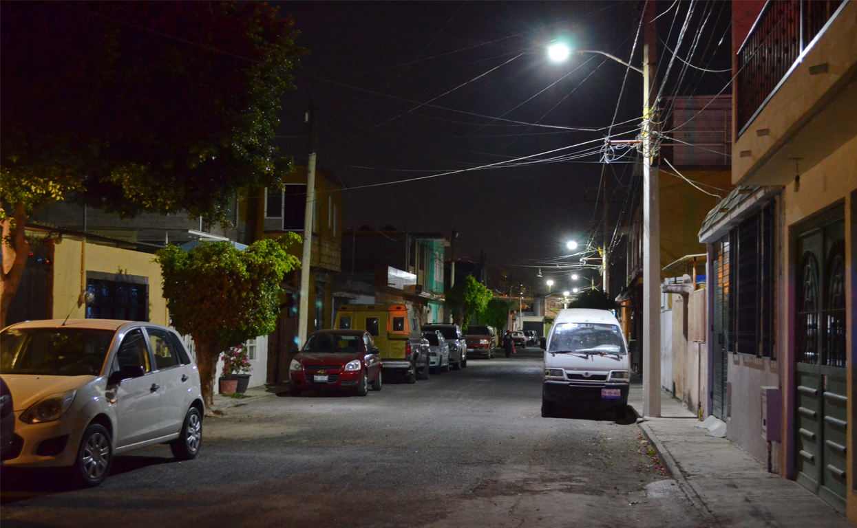  Colonia La Industrial se suma a “Ciudad Luz” con lámparas de tecnología LED