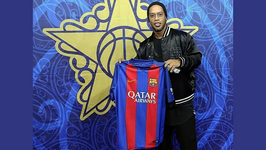  Ronaldinho extraña Querétaro