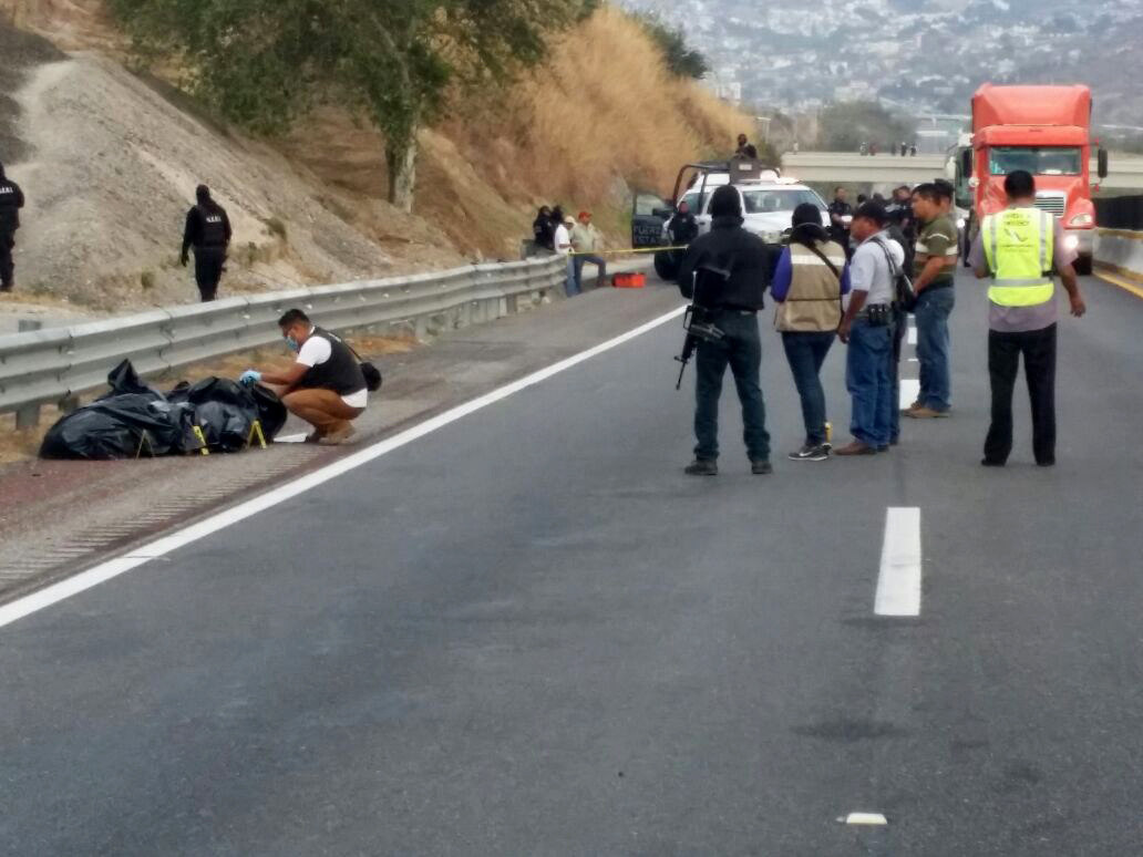  Encuentran cinco cuerpos calcinados cerca de Acapulco