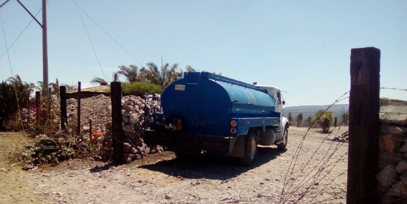  Catean inmueble en Santa Rosa Jáuregui y aseguran pipa con reporte de robo