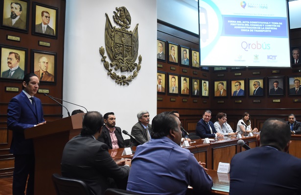  Fundan Qrobús; Pancho logra cambio de raíz con una sola empresa controladora