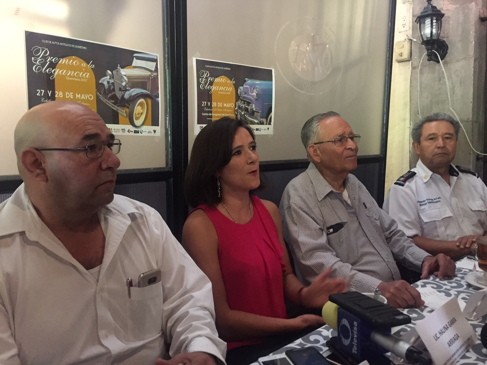  Para generar recursos, bomberos municipales de Querétaro organizarán exposición de autos antiguos