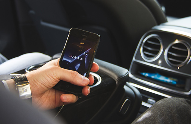  Rigor contra taxis irregulares; aseguran a 56 de UBER