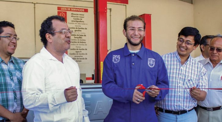  UAQ inaugura Taller Mecánico Automotriz en San Juan del Río