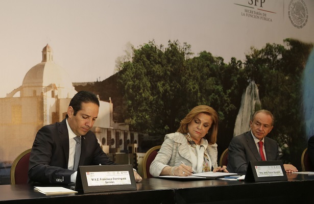  Firma Pancho convenio con Declaranet Plus