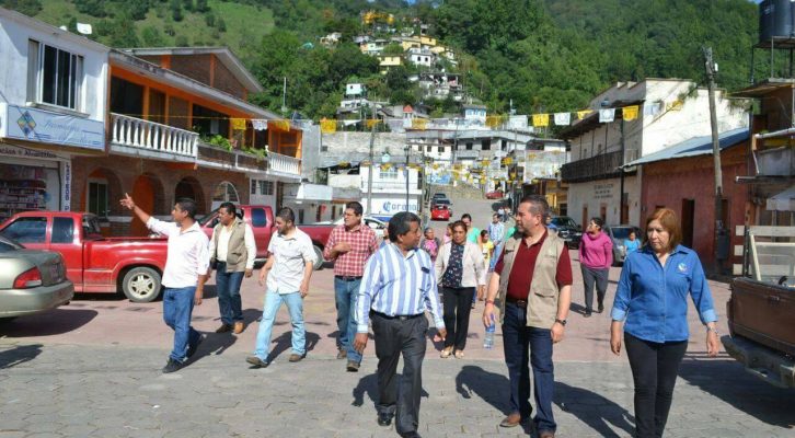  Gestiona Hugo Cabrera recursos