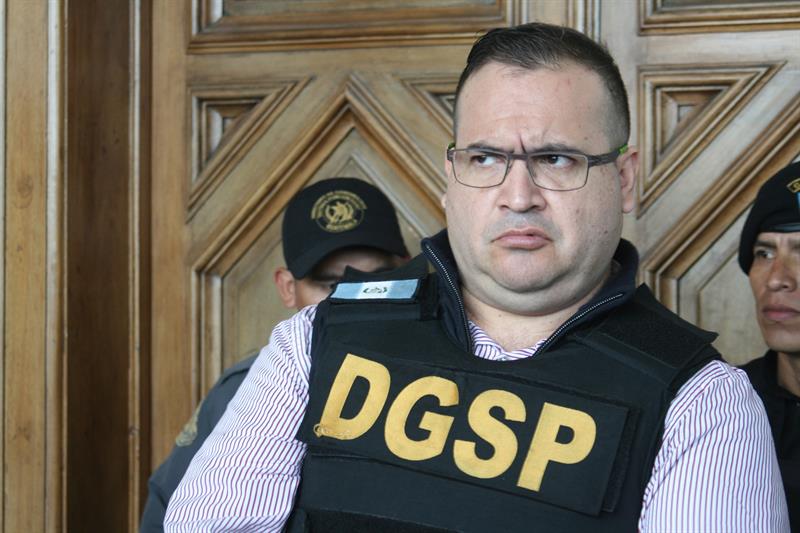  Guatemala extradita a México al exgobernador Javier Duarte