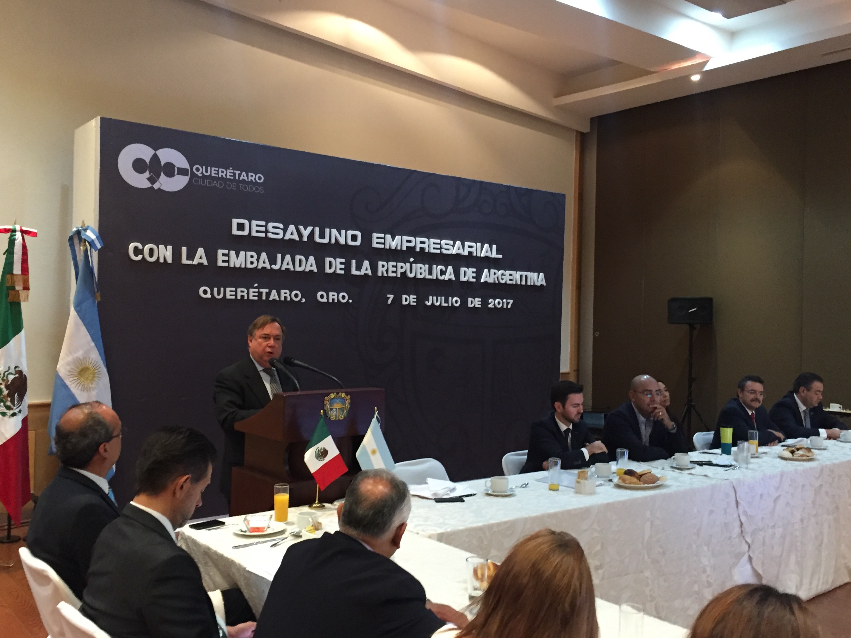  Embajador de Argentina insiste en la importancia de fortalecer lazos con Querétaro