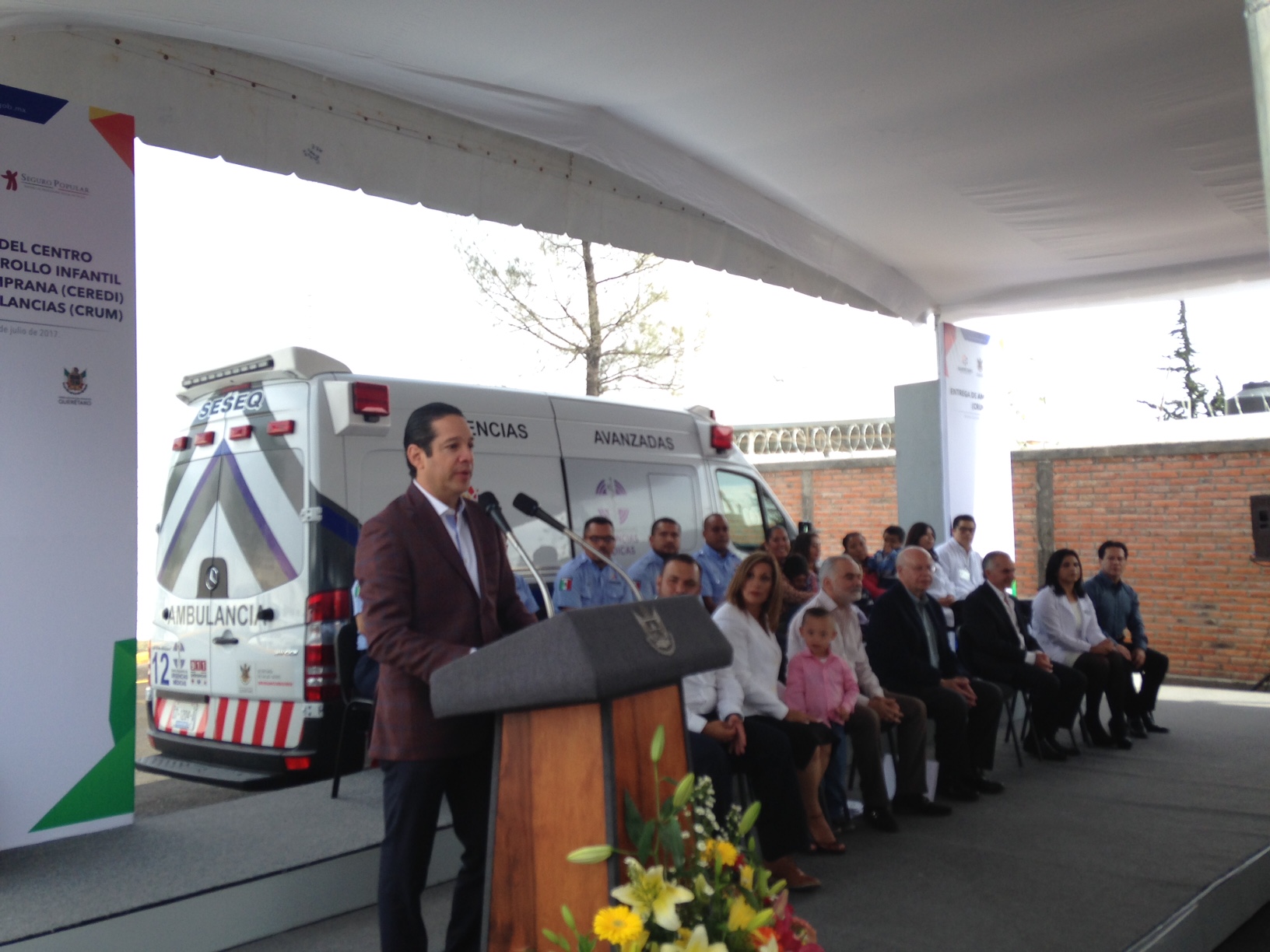  Pancho Domínguez y José Narro inauguran el CEREDI en Querétaro