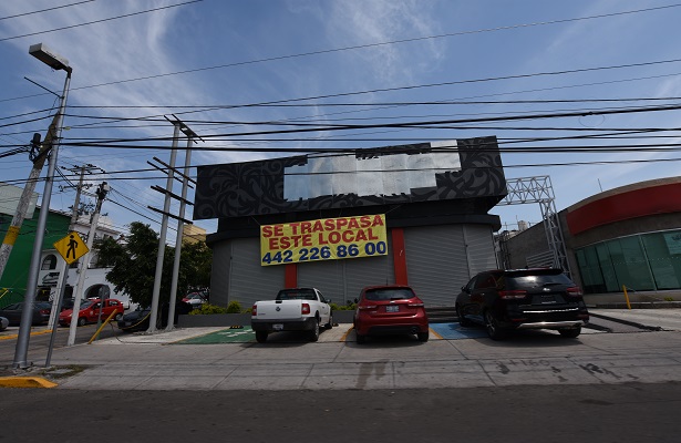 Ola de quiebras, Constituyentes es un “panteón” de comercios y bares