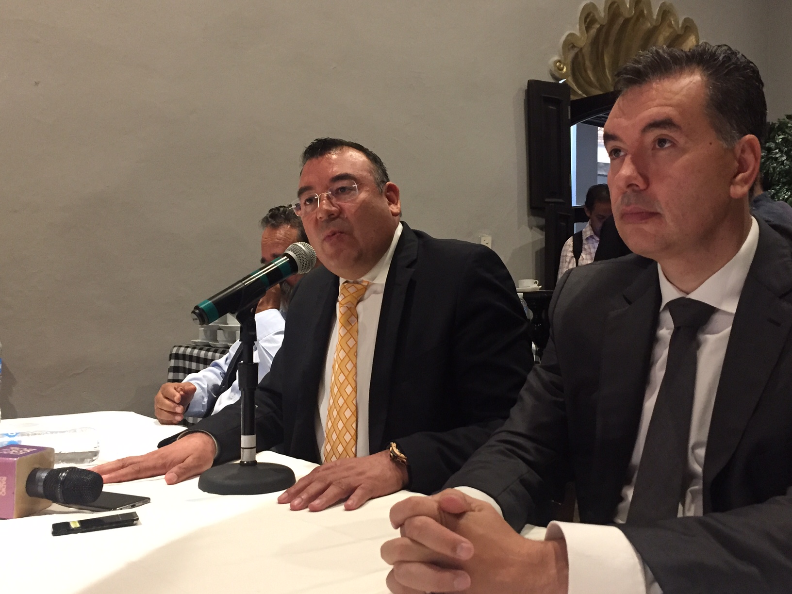  Dirigente estatal del PRD busca dialogar con Pancho Domínguez sobre Frente Amplio Democrático