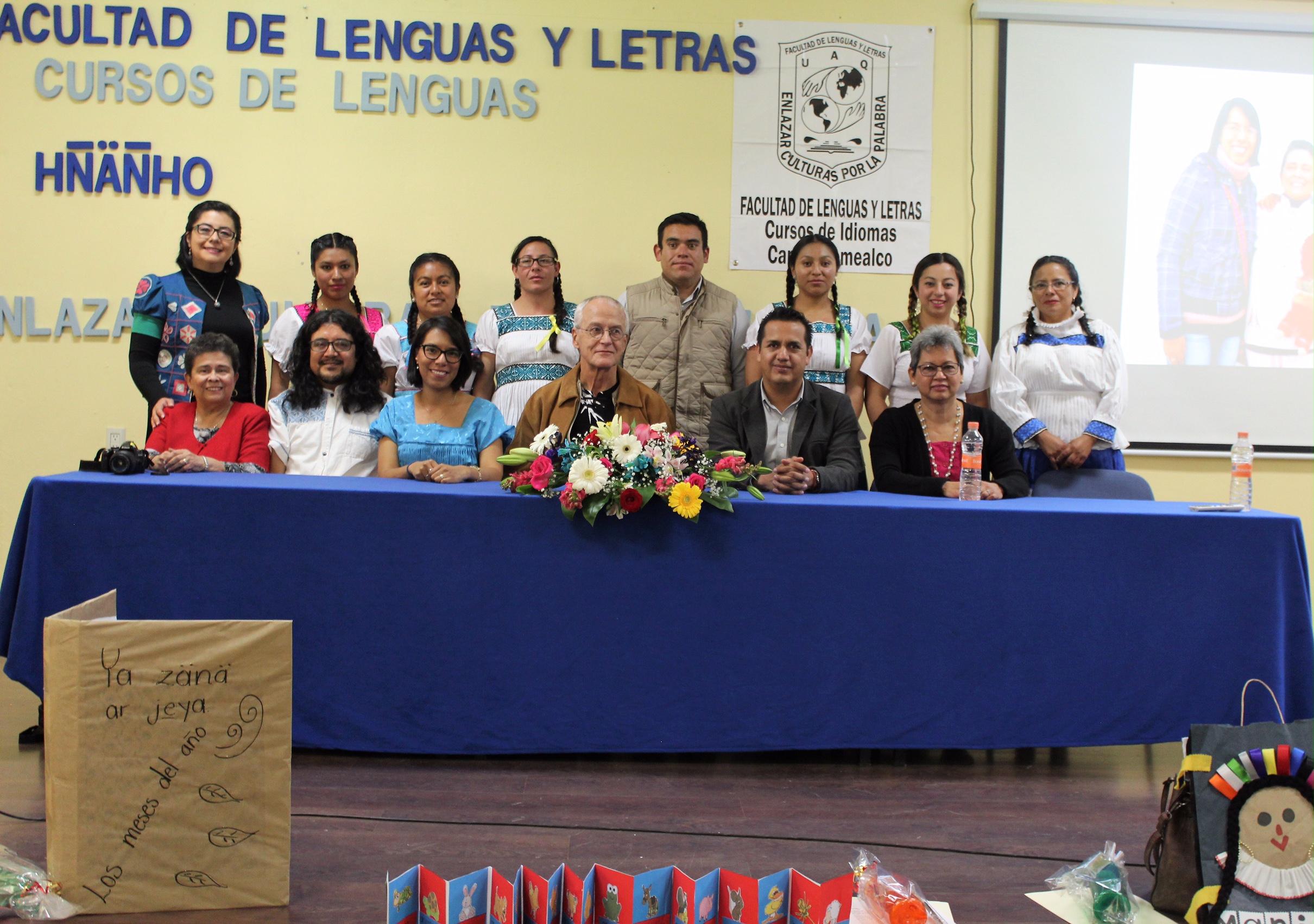  UAQ campus Amealco entrega a la primera generación del Curso de Lenguas Hñäñho