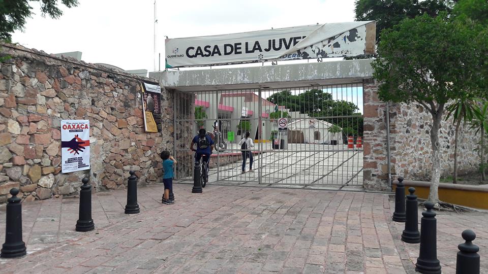  Jóvenes de Querétaro suman esfuerzos para ayudar afectados del temblor en Oaxaca