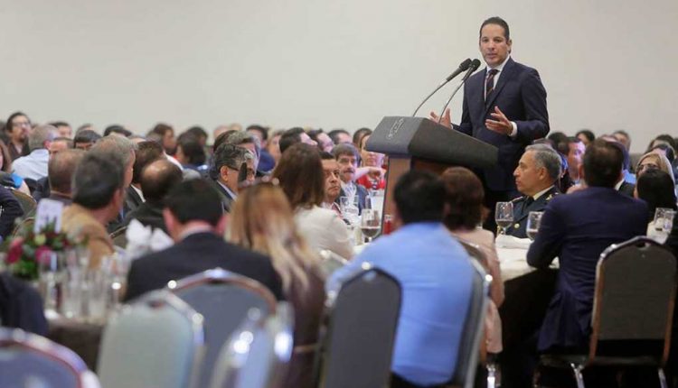  Anuncia Pancho ejes Qrobús 3 y 4