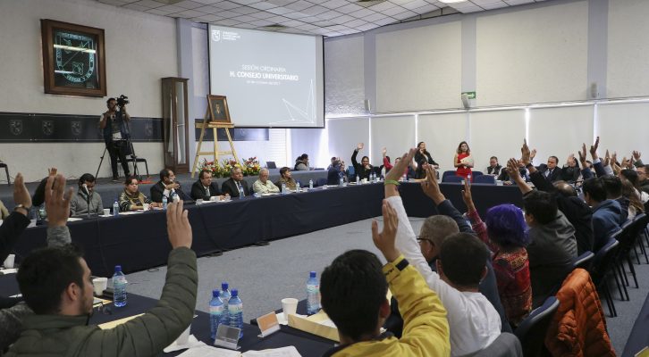  Respeto a autonomía exige UAQ a gobierno