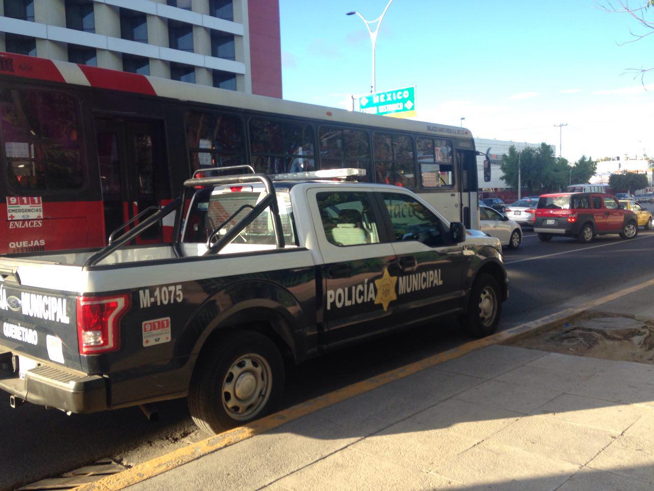  A partir de este jueves, policía retirará a los vehículos que se estacionen sobre Avenida Constituyentes