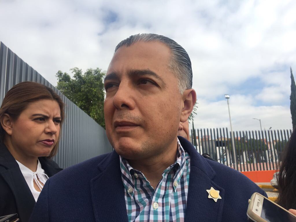 Policía que busca ser alcalde debe separarse de su cargo, considera Juan Luis Ferrusca