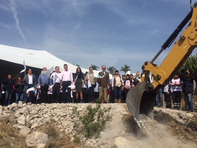  Arrancan obras para base de la Cruz Roja en Corregidora