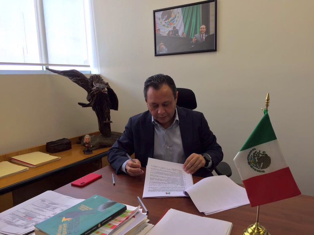  Braulio Guerra, confiado en su perfil académico y sus “30 años de experiencia” para llegar al Senado