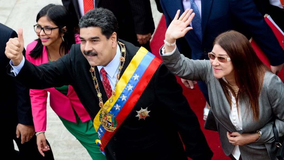  Anuncia Maduro candidatura presidencial y pide conformar comandos de campaña