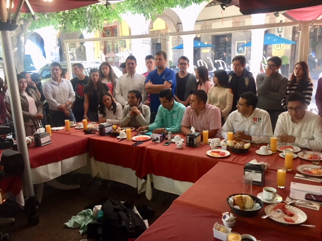  Más de mil 600 jóvenes de Querétaro dejan Nueva Alianza y se pasan a Morena