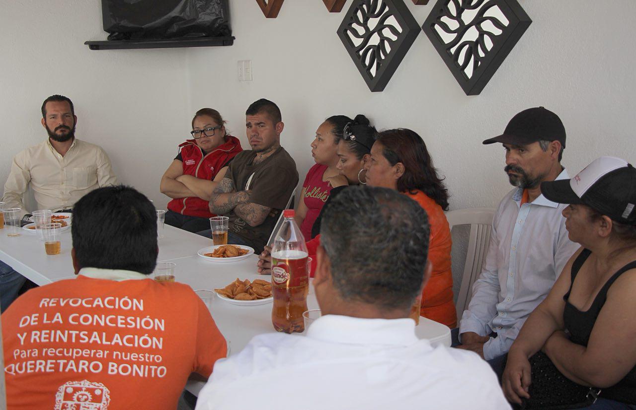  Líder estatal del PRI se reúne con trabajadores de limpia del municipio de Querétaro