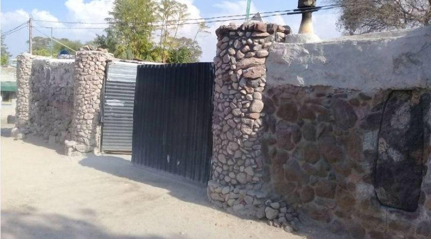  Tras cateos en Charco Blanco, asegura Fiscalía a dos sujetos por posesión de drogas y armas