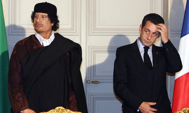  Detienen a Sarkozy para que declare sobre posible financiamiento de Gadafi para su campaA�a