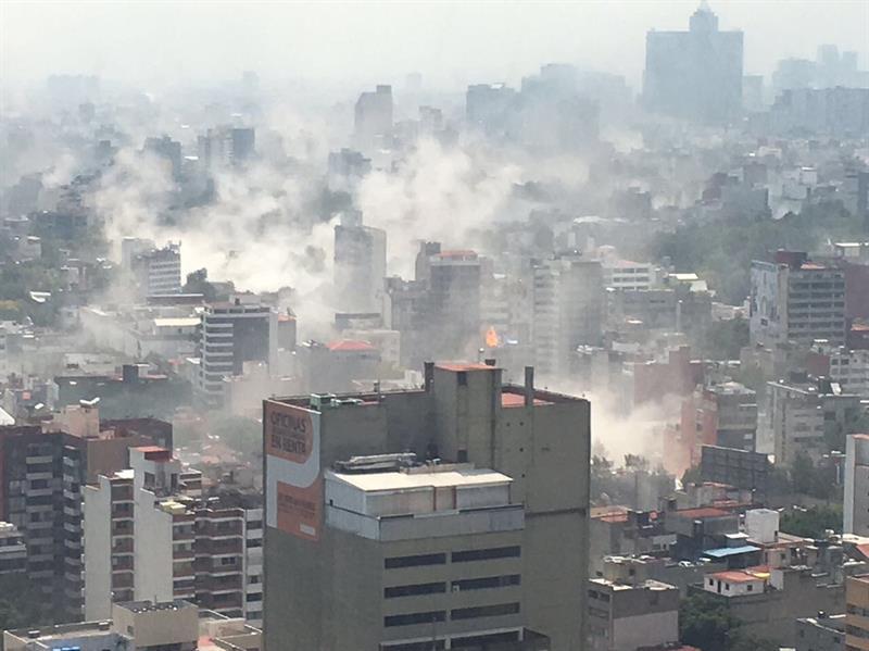  Damnificados del sismo en la CDMX exigen apoyos