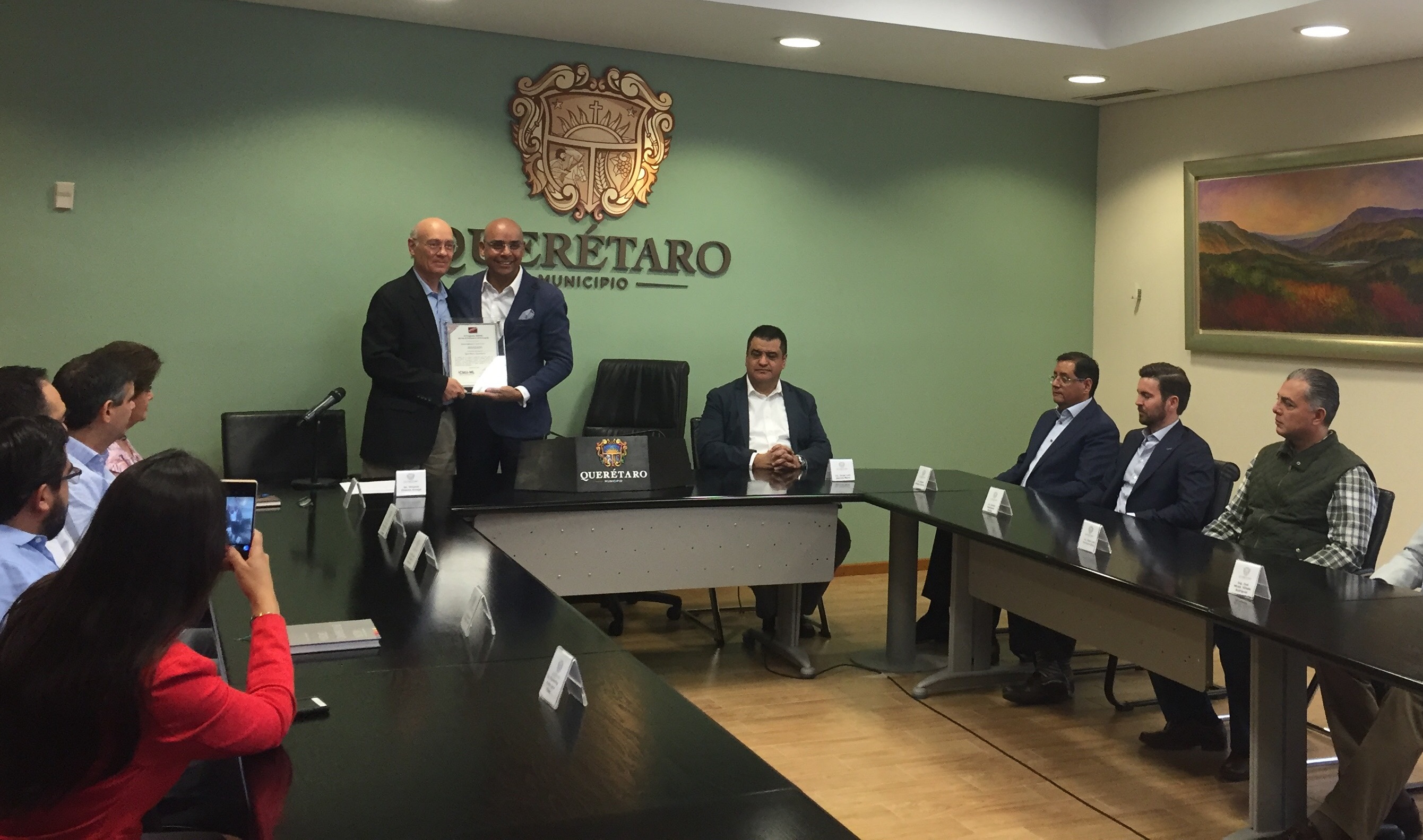  Otorgan segundo reconocimiento SINDES al municipio de Querétaro por su destacada gestión