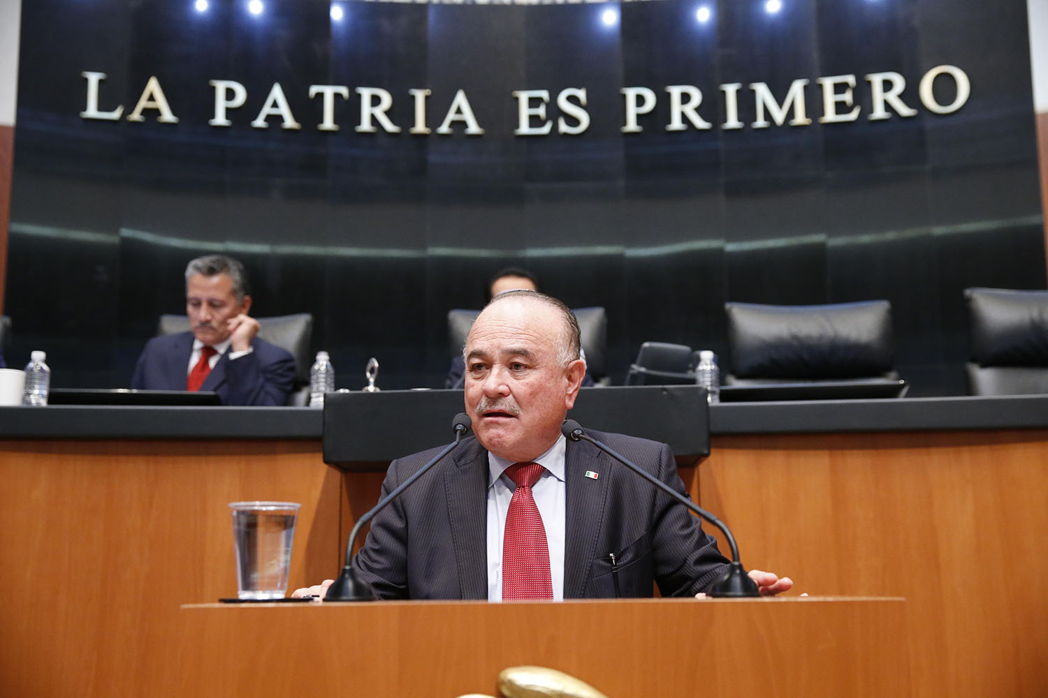  Propone senador Ruffo Appel reconocer participaciA?n social como derecho humano