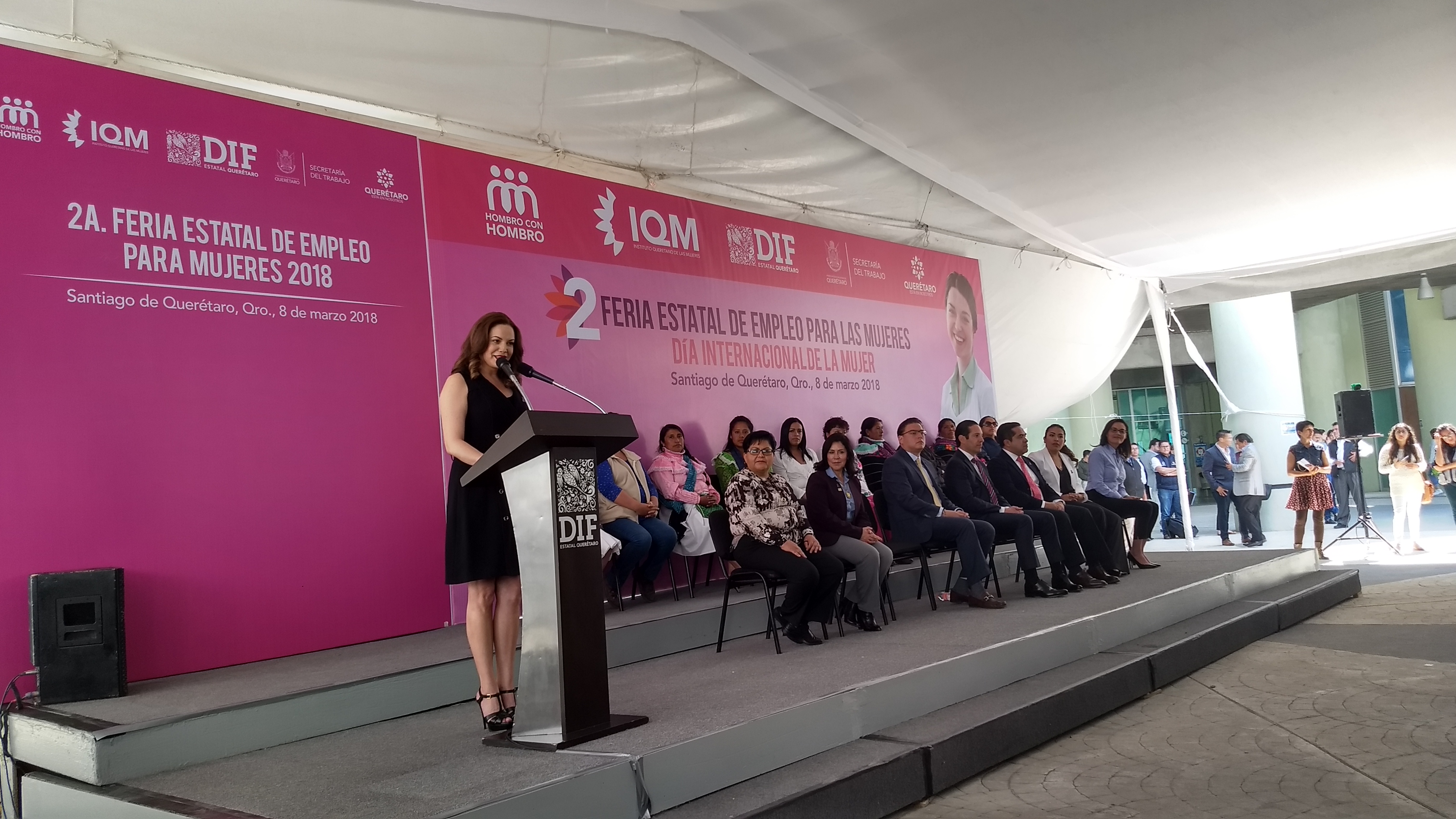  Inaugura gobierno del estado segunda feria de empleo especializada para mujeres
