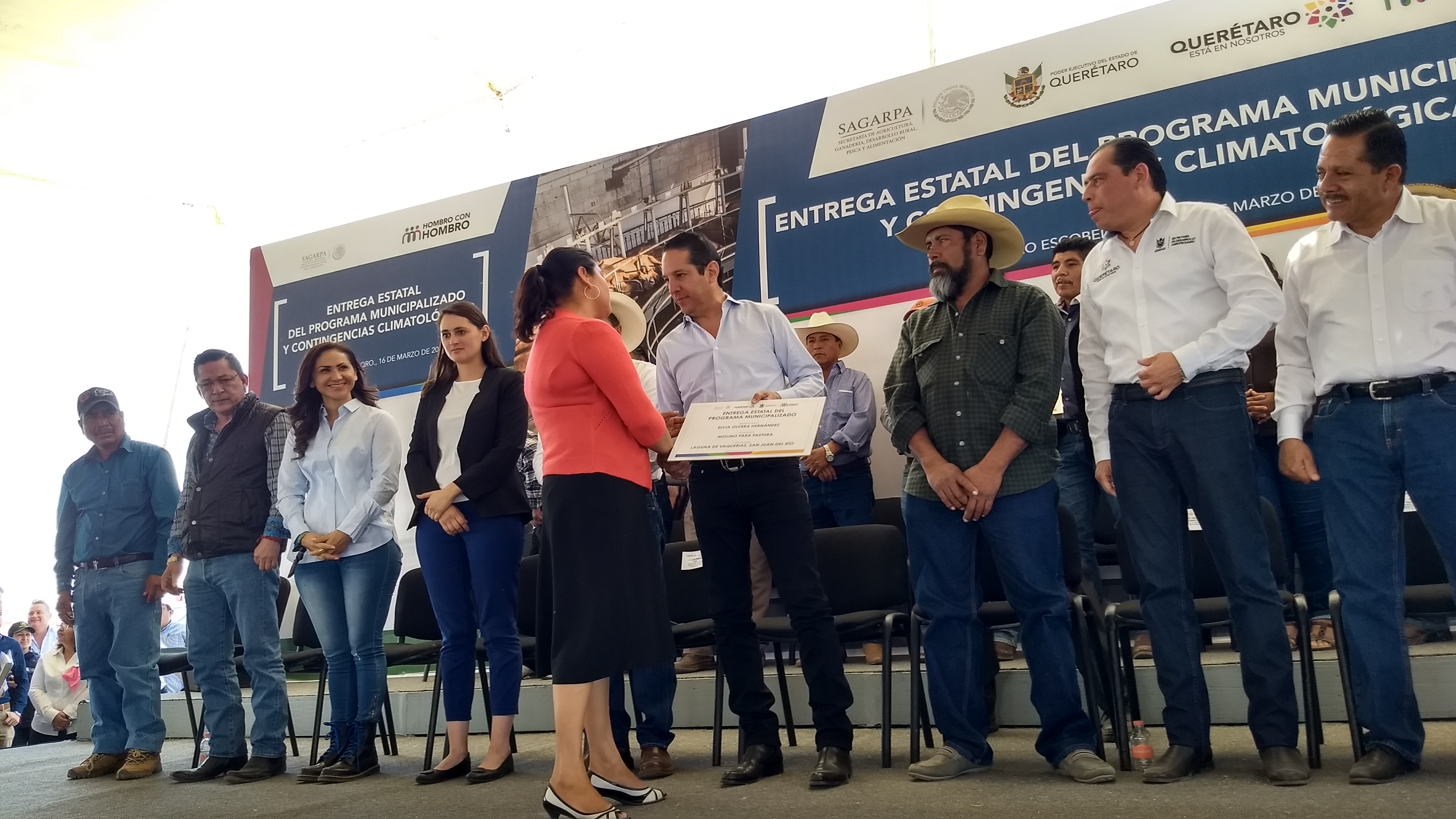  Total de 10 mil productores agropecuarios se beneficiaron en QuerA�taro con bolsa de 48 mdp
