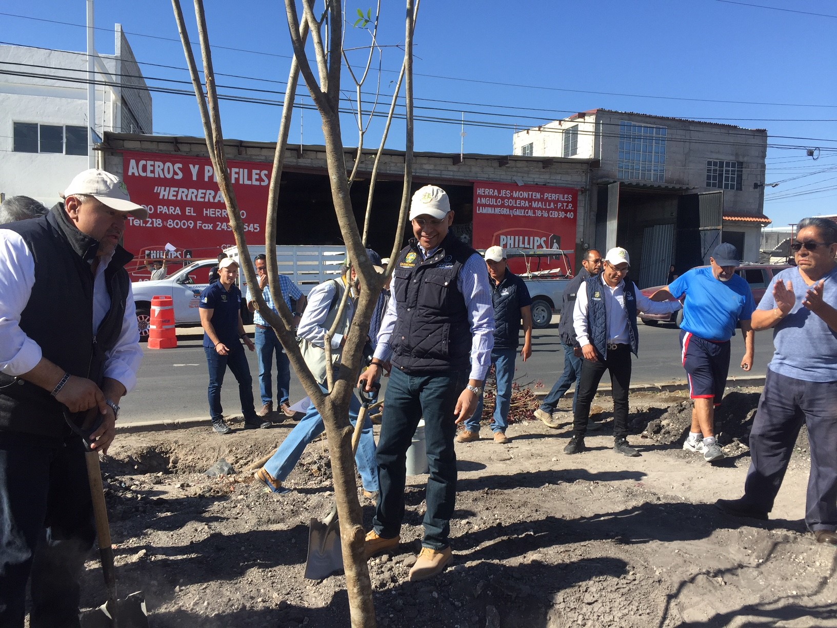  Municipio de QuerA�taro supera meta de plantar 25 mil A?rboles