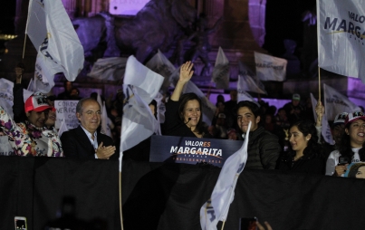  Margarita Zavala inicia campaA�a desde el A?ngel de la Independencia