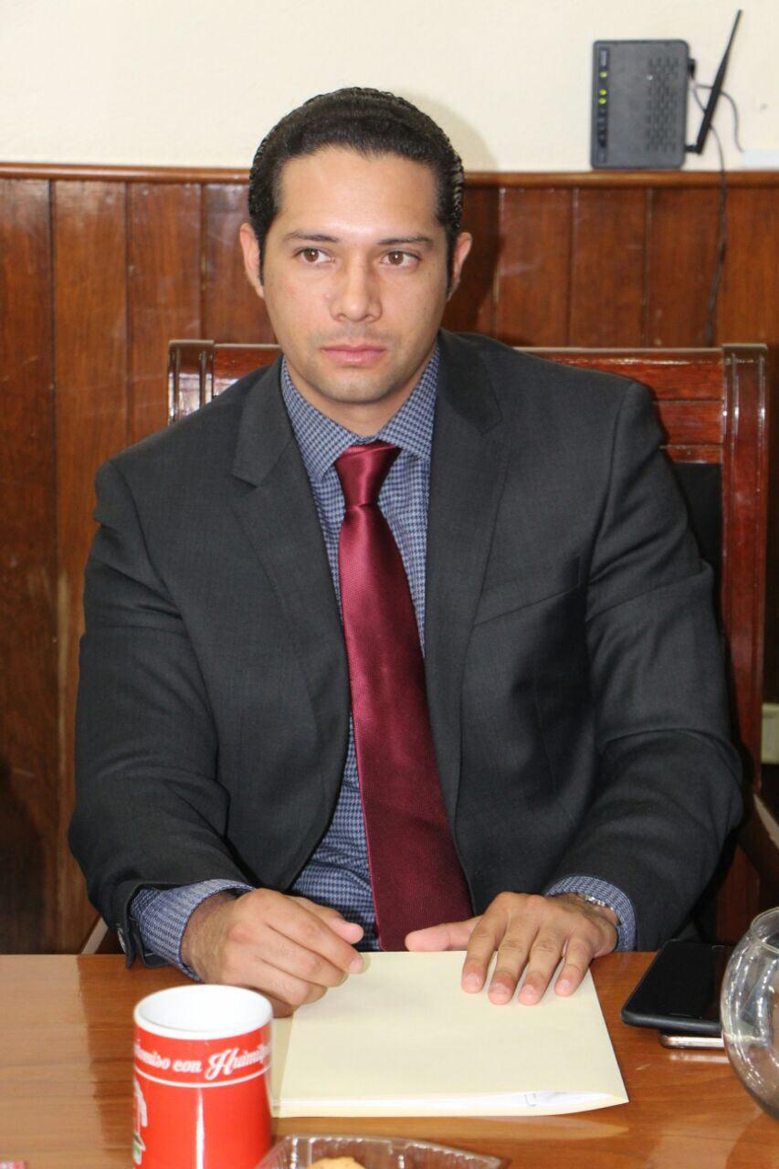  Mario Daniel Espinoza serA? alcalde interino de Huimilpan