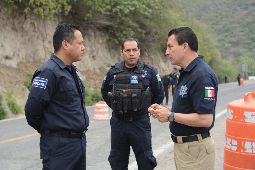  Granados Torres supervisa mA?dulos de atenciA?n instalados por Semana Santa