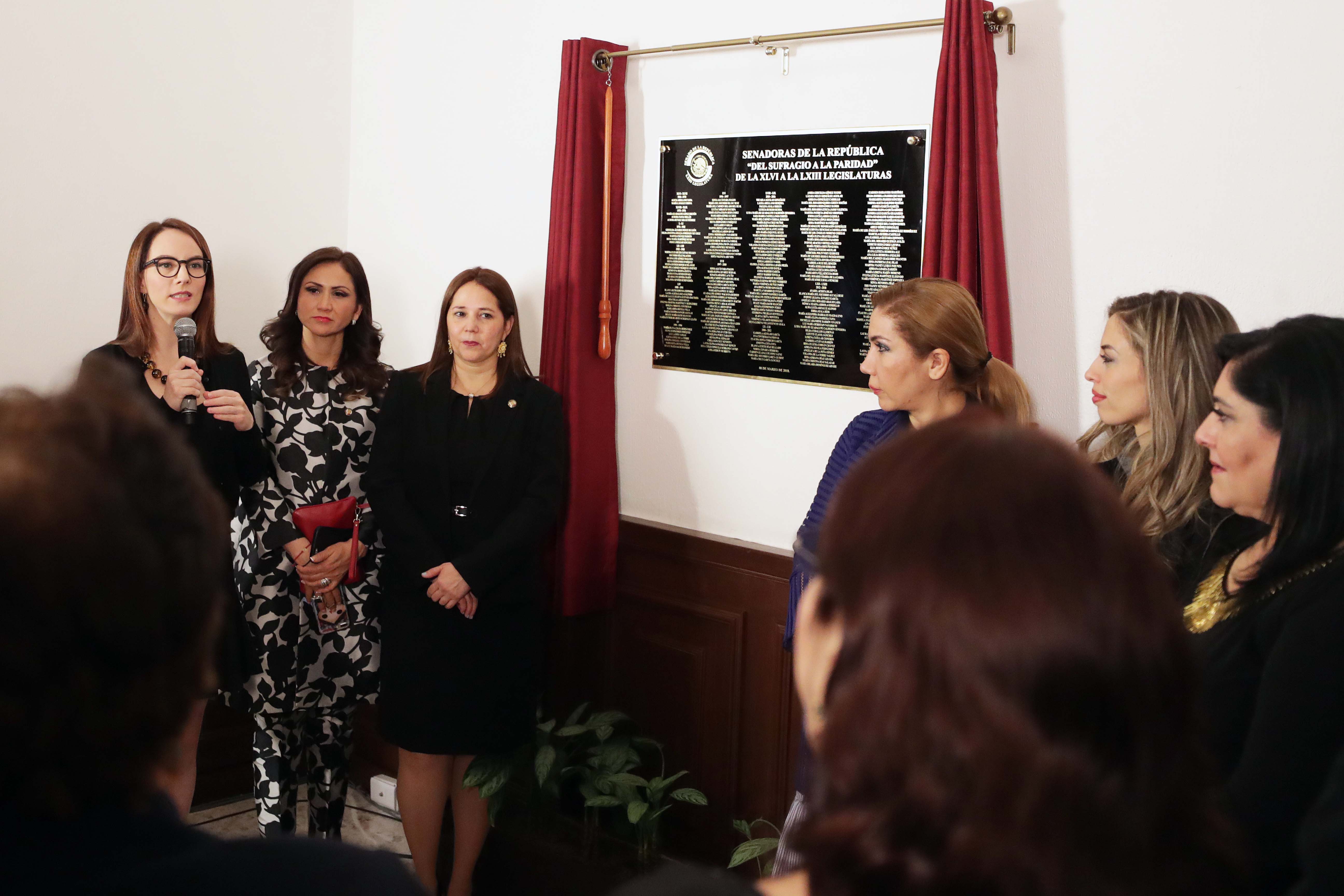  Inauguran Sala de Senadoras de la RepA?blica en la Casona de XicotA�ncatl