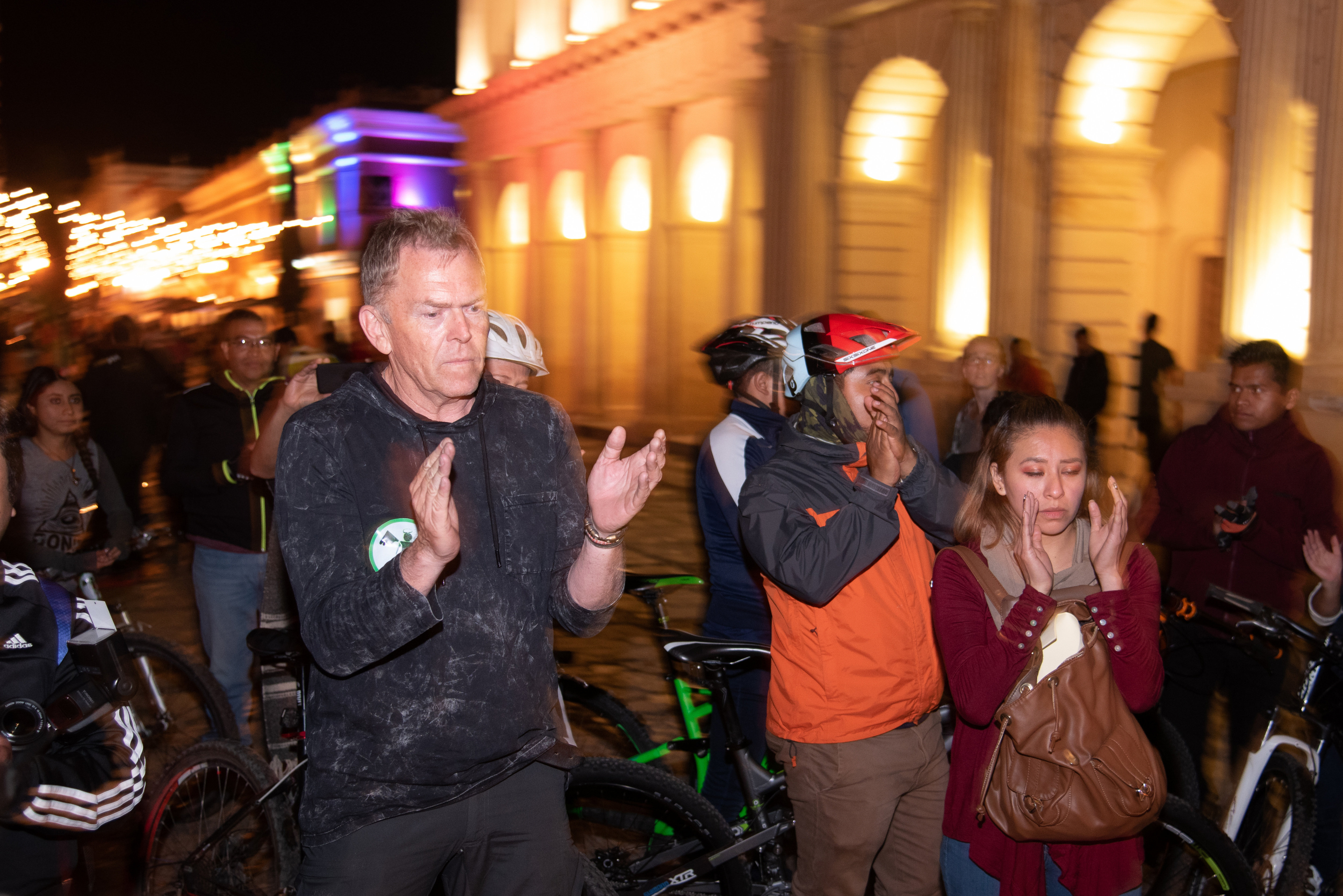  Rinden homenaje a ciclistas europeos asesinados Chiapas