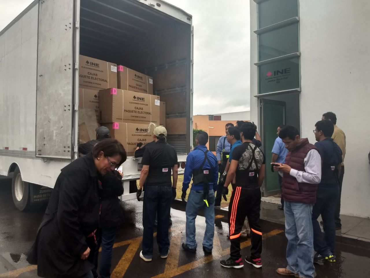  Llegan a Querétaro 13 toneladas de material electoral