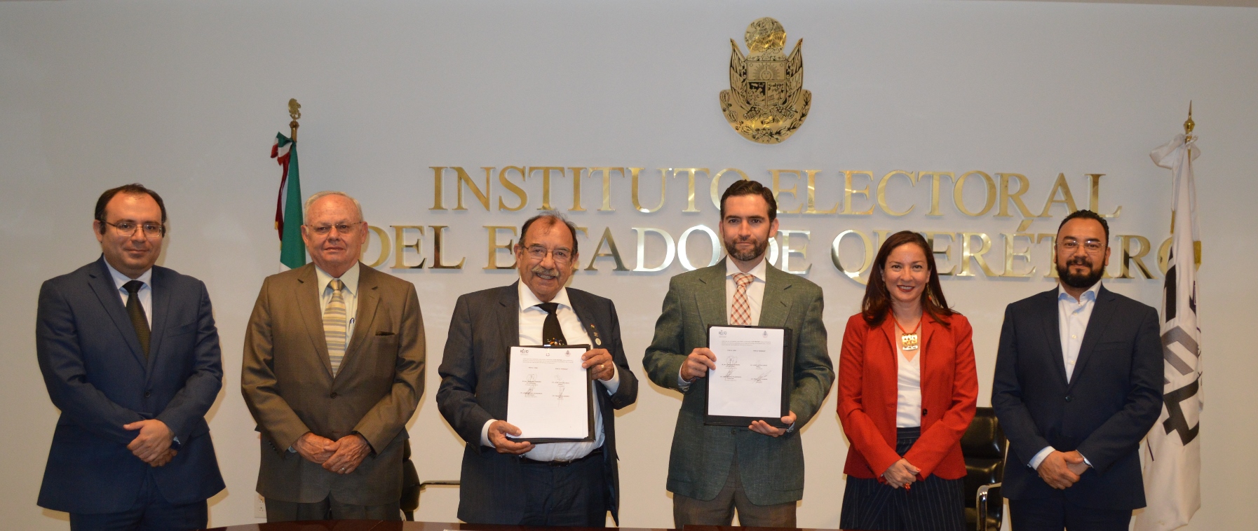  Instituto Electoral de Querétaro firma convenio con Consejo de Notarios